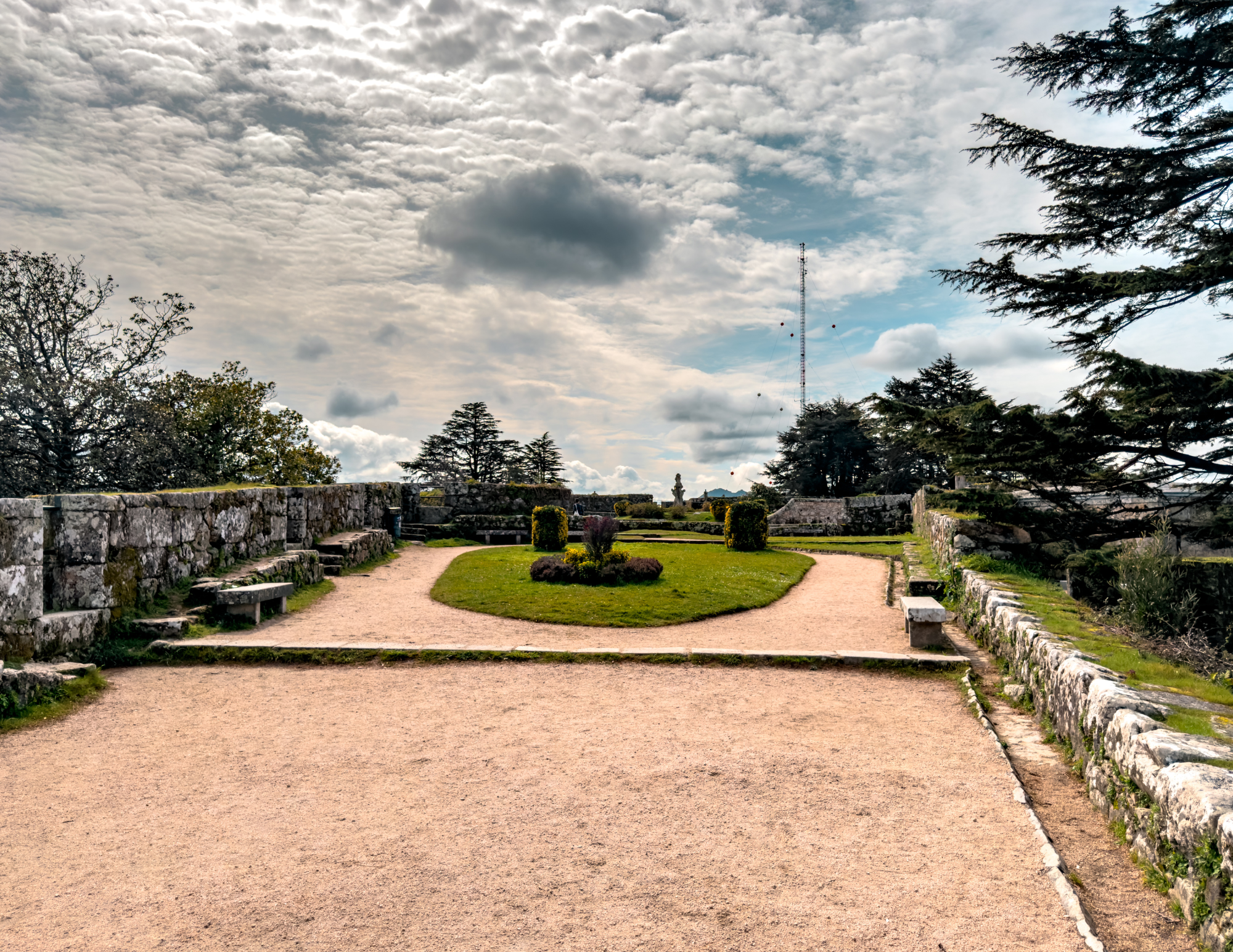 Vigo Travel Guide (3).png